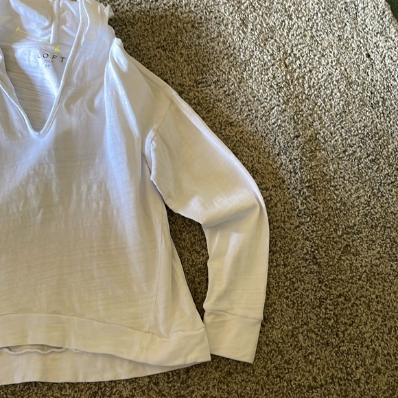 Loft oversized high/low beachy hoodie. - Picture 5 of 5